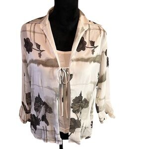 Fashion Bug top with white matching cami. Size small. Olive green flowers.